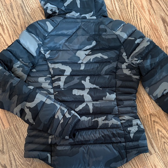 Canada Goose  Jacket - Picture 7 of 7